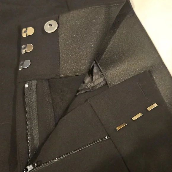 A. Byer Women's Waist Slimming Black Dress Pants Size 7 - Picture 6 of 8